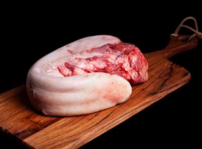 Langue de bœuf à 12.95€ /kg