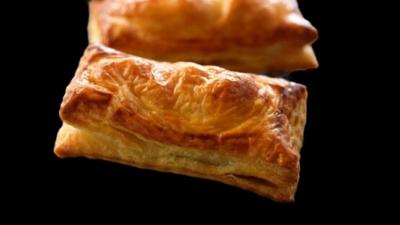 Friand à la viande à 2.95€ /pcs