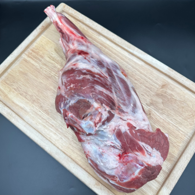 Gigot entier 2.8kg à 19.95€ /kg